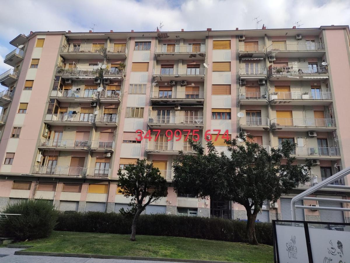 B&B Stefani Salerno Bagian luar foto
